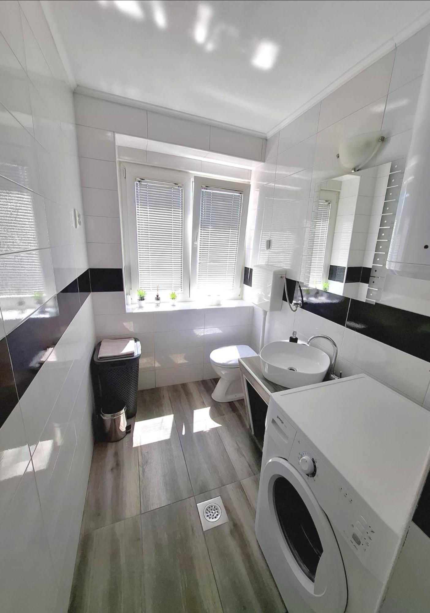 Apartment Tonio - Right On The Main Square Gospić Exteriér fotografie